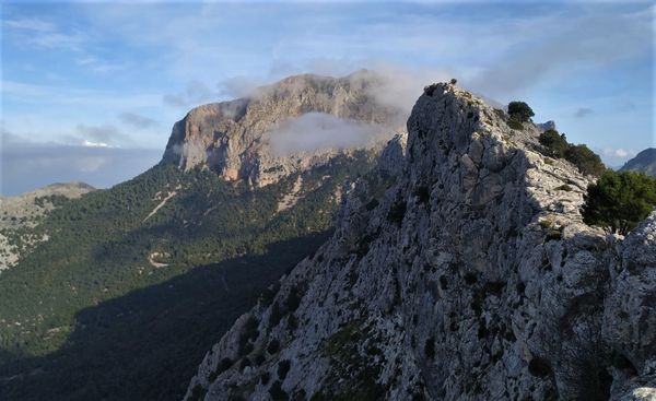 The Serra de Son Torrella traverse
